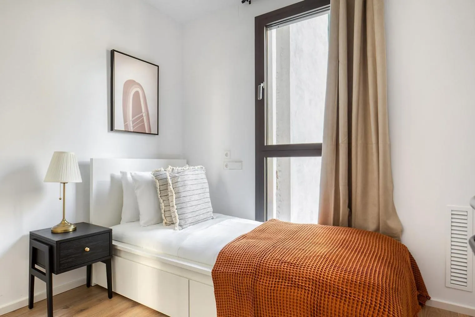 Apartment Blueground Vila De Gracia Pool Roof Bcn-56 Barcelona